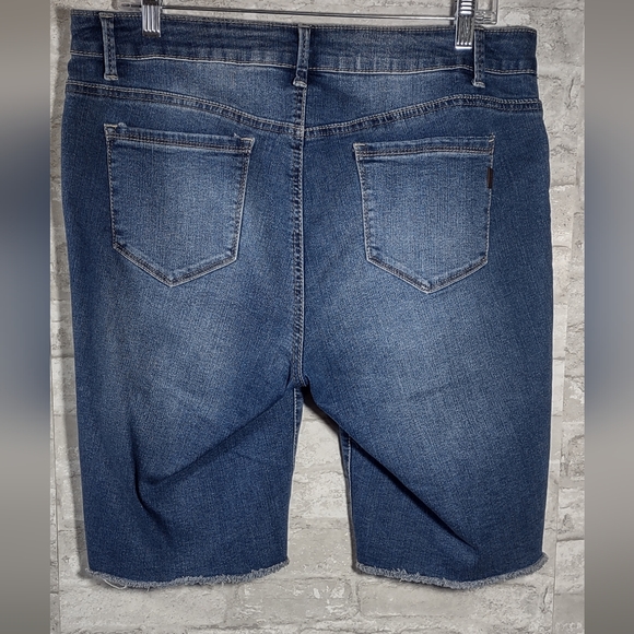 1882 Denim Bermuda Shorts - Picture 2 of 5
